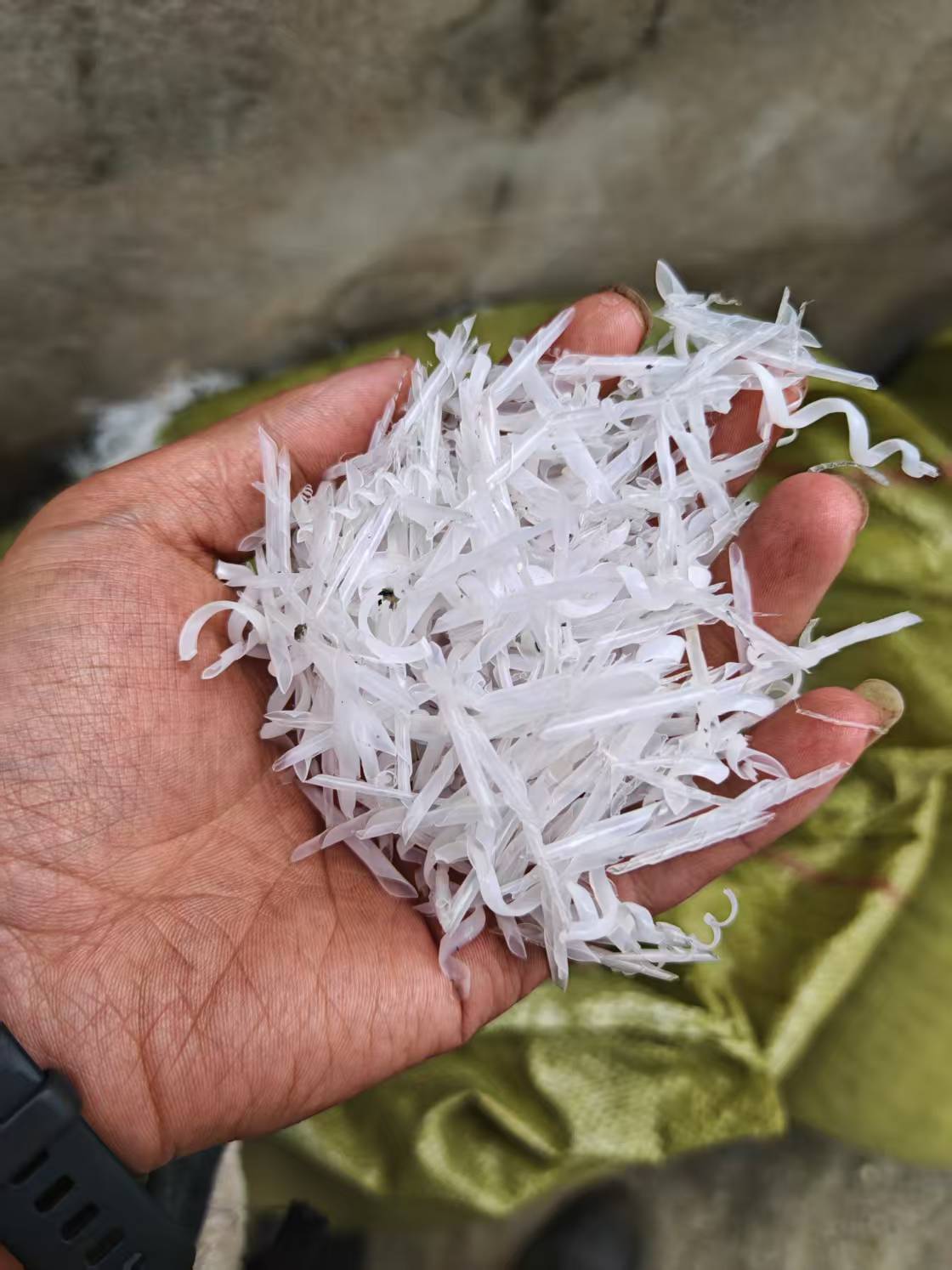 吴江UPE塑料回收|吴江UPE边角料回收|吴江UPE料块回收