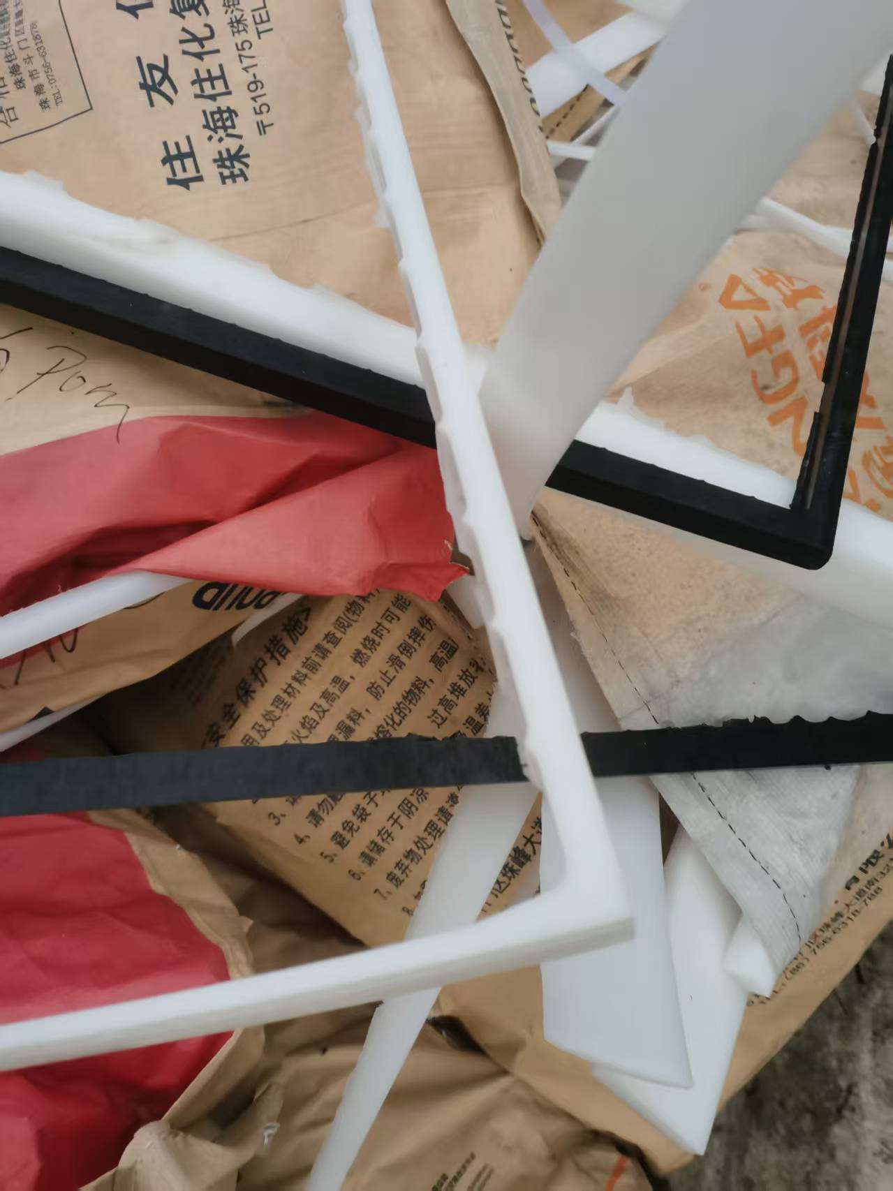 苏州UPE边角料回收|苏州UPE料块回收|苏州UPE废塑料回收